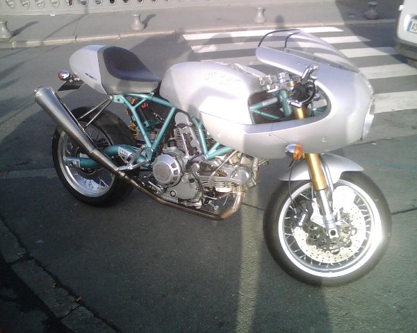 Cafe Racer Ducati
